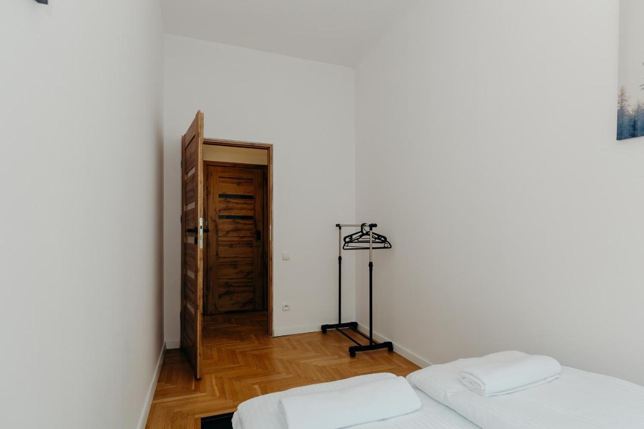 Shortstaypoland Grzybowska * Warsaw