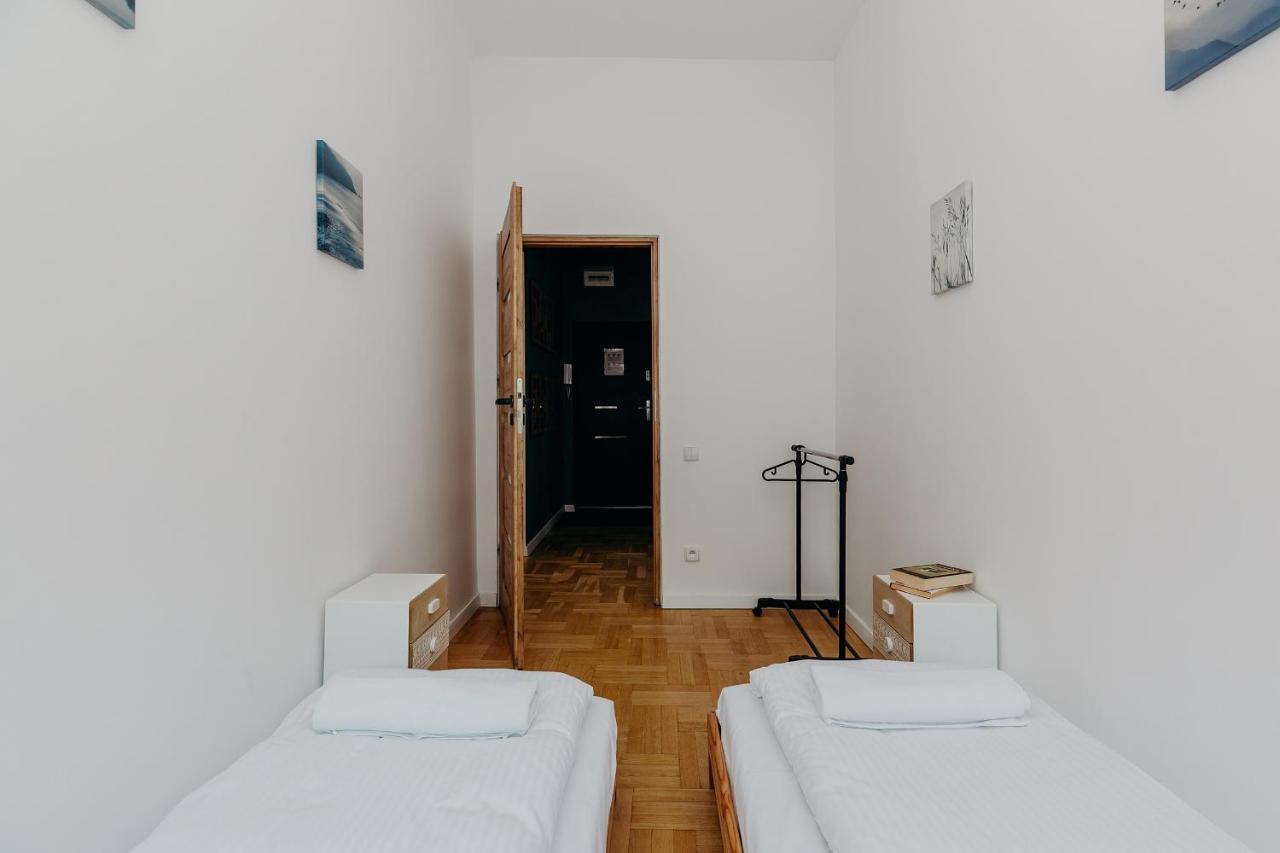 Shortstaypoland Grzybowska Butas